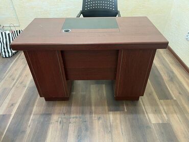 стол угловой офисный: Офисный Стол, цвет - Коричневый, Новый