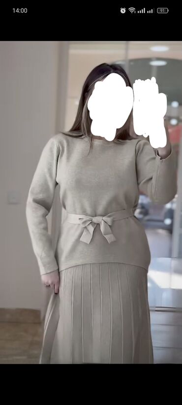 yeni lifcikler: Gündəlik don, Midi, Yves Saint Laurent, M (EU 38)