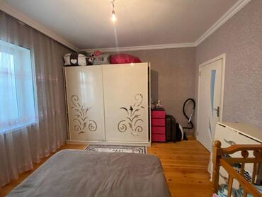 Uzunmüddətli kirayə mənzillər: Telebe ve aileye verilir Seliqeli baxmaq serti ile 3 otaqli temirli — 5