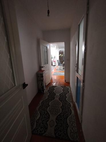Продажа коттеджей и домов: Район ГЭС-2 продается дом площадью 150 м2 жилой 80 м2 и полуподвал 70 at lalafo.kg — 10 Продажа коттеджей и домов: Район ГЭС-2 продается дом площадью 150 м2 жилой 80 м2 и полуподвал 70 — 10