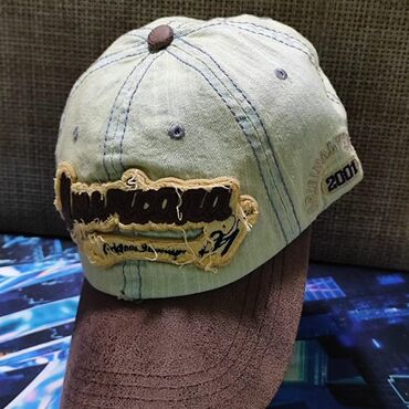 Кепки: Кепка, Бейсболка, Козырек: Изогнутый, С вышивкой — 36