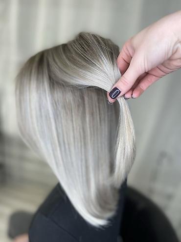 Парикмахеры: Милые дорогие девушки. Предлагаю Вам все виды качественного грамотного — 13