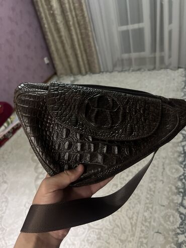 бананка сумка: Поясная сумка, бананка, Материал: Натуральная кожа, Унисекс