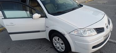 Renault Megane: 1.4 л | 2006 г. 260000 км Хэтчбэк