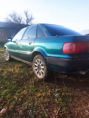 Audi: Audi 80: 1992 г., 0.2 л, Механика, Бензин, Седан