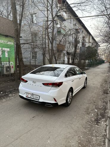 Hyundai: Hyundai Sonata: 2017 г., 2 л, Автомат, Газ — 3