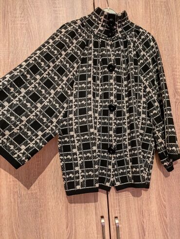 Kardiqanlar, jaketlər: Jaket ölçü 42-44. işlənmiş lalafo.az -da Kardiqanlar, jaketlər: Jaket ölçü 42-44. işlənmiş
