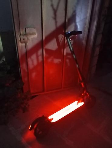 Elektrikli samokatlar: İşlənmiş Elektrik samokat 8", 251 - 350 Vt, 26 - 35 km/s, Ünvandan götürmə — 4
