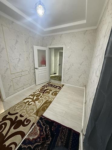 Sale of cottages and houses: Продаётся просторный жилой дом, В Ак-Ордо 3, стены кирпичные — 2