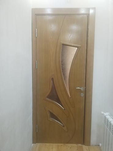poluq taxta: Taxta otaq qapısı – dekorativ şüşəli model - Material: təbii ağac — 3
