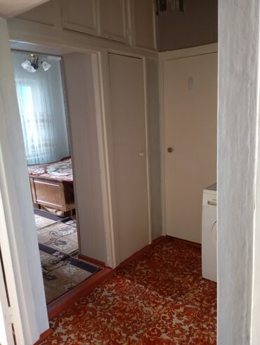 строка продажа квартир в бишкеке: 3 комнаты, 60 м², 105 серия, 3 этаж, Косметический ремонт