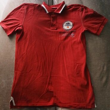 napapijri: T-shirt L (EU 40), color - Red