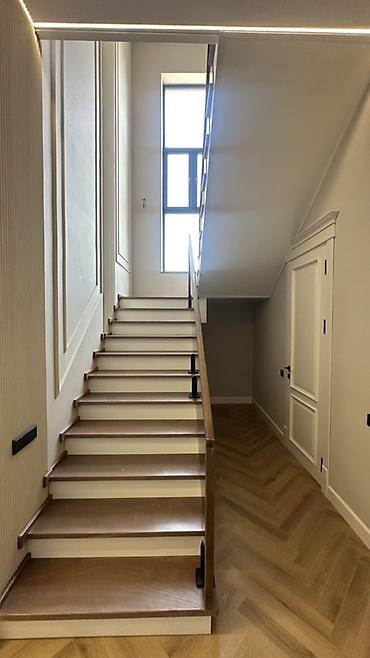 Продажа коттеджей и домов: 📍 Бишкек, ул. Бектенова Продаётся абсолютно новый дом премиум-класса — 13