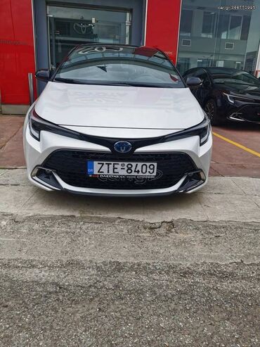 Toyota: Toyota Corolla: 1.8 l. | 2023 έ. Πούλμαν — 3
