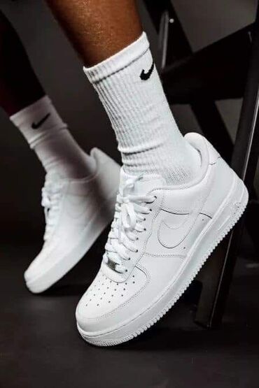 кроссовки женские белые: Кроссовки Nike Air Low белые Размер-36. Качество lux, на узкую ногу