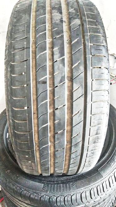 Вилки: 215/40R17 yaxsi veziyyetdedir göründüğü kimi