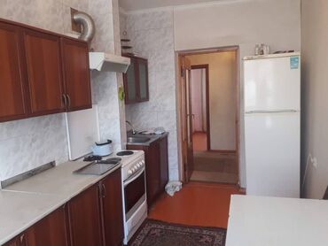 продаю дом в рабочем городке: 3 комнаты, Душевая кабина, Постельное белье, Парковка