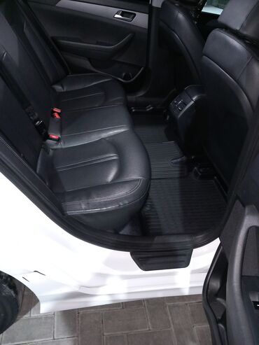 Трансфер, пассажирские перевозки: По региону, Аэропорт, По городу Такси, легковое авто | 4 мест at lalafo.kg — 19 Трансфер, пассажирские перевозки: По региону, Аэропорт, По городу Такси, легковое авто | 4 мест — 19