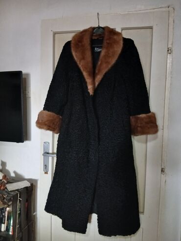 Kompleti: Ženska garderoba – više komada 1) Bež komplet (sako + suknja) - — 9