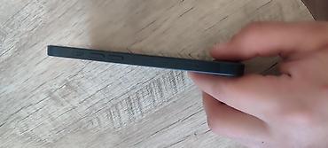Apple iPhone: Apple iPhone 13, crna boja - Ekran: 6.1" Super Retina XDR OLED sa — 4