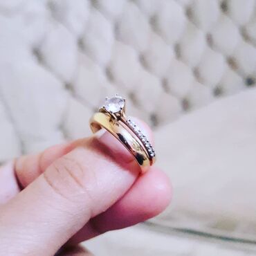 Üzüklər: Üzük, Sarı qızıl — 16