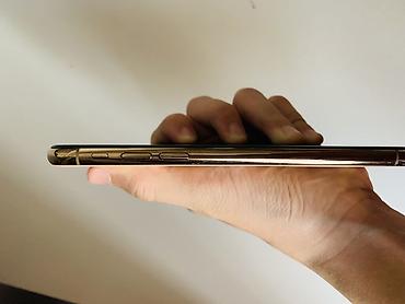 iphone battery: IPhone Xs, Б/у, 256 ГБ, Золотой, 75 % — 6