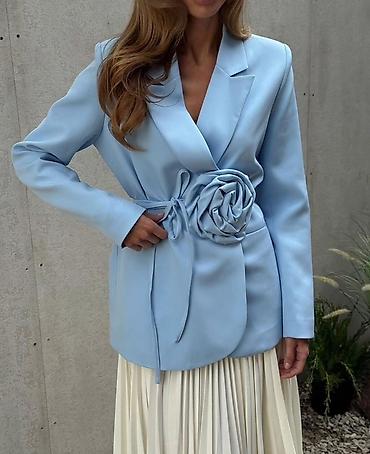 Sakoi: ✨Elegantni ženski blejzer sa cvetnim pojasom
✅2999 din
Uni — 6