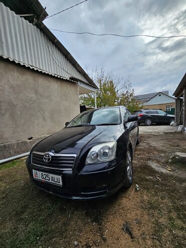 Toyota: Toyota Avensis: 2004 г., 2 л, Автомат, Бензин, Седан