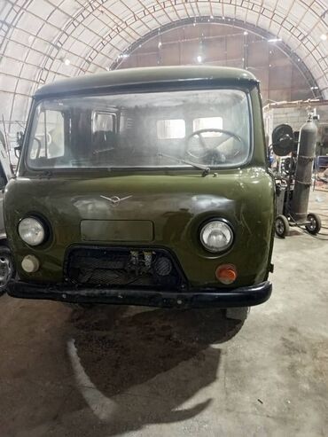 механика коробка: УАЗ 452 Buhanka: 1996 г., 2.4 л, Механика, Бензин