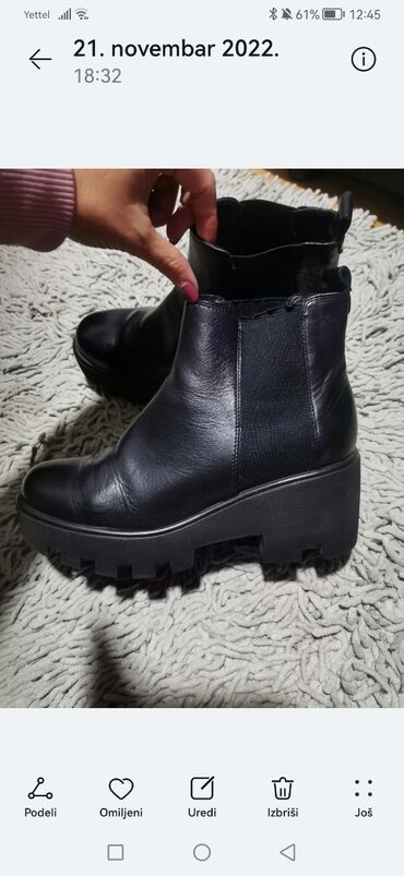 bunde od lisice: Ankle boots, Antonella Rossi, 37