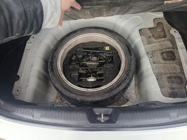 Hyundai: Hyundai Elantra: 1.8 l | 2011 il Sedan — 6