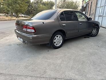 дож рам: Nissan Maxima: 1999 г., 2 л, Механика, Бензин, Седан — 5