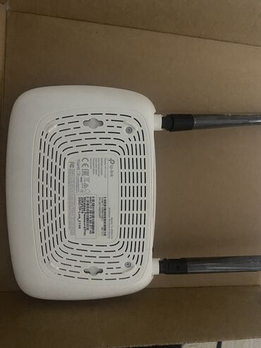 repeater wifi: Wifi aparati 2ed . Isteyen elaqe saxlasin qiymet uygun ederik