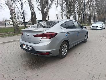сткл: Hyundai Avante: 2019 г., Автомат, Седан — 2