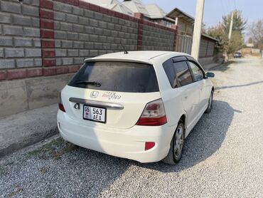 купить авто в кредит без первоначального взноса: Honda Civic: 2005 г., 1.7 л, Вариатор, Бензин, Хетчбек