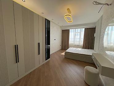 Mənzillər: 3 otaqlı, Yeni tikili, 80 kv. m — 8
