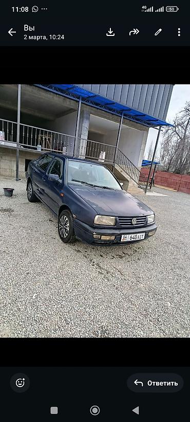 салон машины: Volkswagen Vento: 1997 г., 1.8 л, Механика, Бензин, Седан — 5
