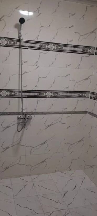 Uzunmüddətli kirayə mənzillər: Nəsimi metrosu yaxınlığında,5 mərtəbənin,5-ci mərtəbəsində,2 — 4