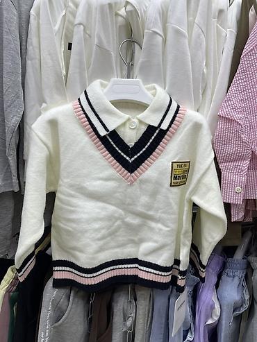 Другие детские вещи: Детская одежда номер для связи 1) Зеленый свитер с высоким — 24