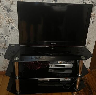куплю на запчасти телевизор: Televizor +tv stend birlikde 140 azn satilir‼️tv 82 ekran sadedi unvan