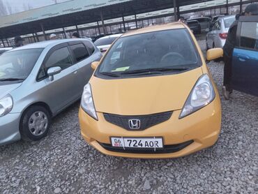 Honda: Honda Jazz: 2009 г., 1.3 л, Механика, Бензин, Хэтчбэк