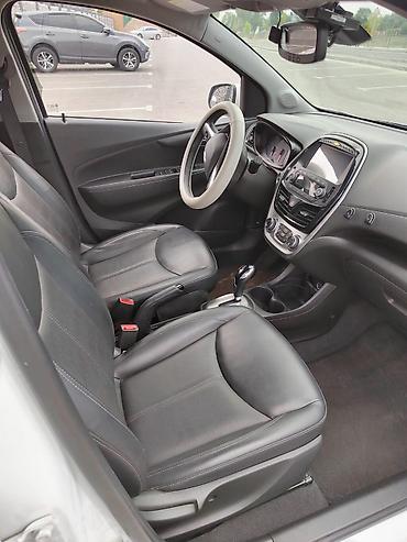 spark 7: Chevrolet Spark: 2017 г., 1 л, Автомат, Бензин, Хэтчбэк — 8