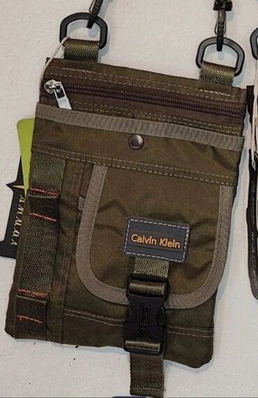 сумка для рыбалки: Calvin Klein. Производство Гуанчжоу. Новая. Цена