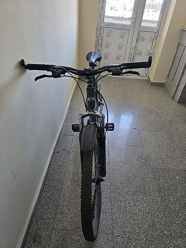 İdman velosipedləri: İdeal Vəziyyətdədir.Qabaq skorusunda kiçik problem var.95 Manatdan — 3