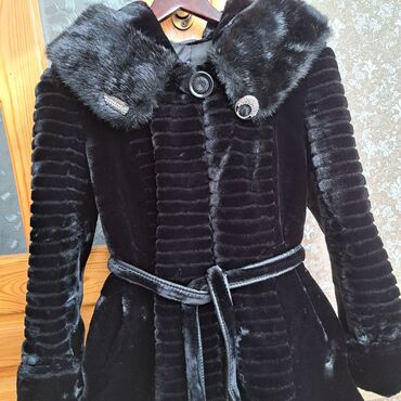 зимние женские куртки: Шуба, L (EU 40)