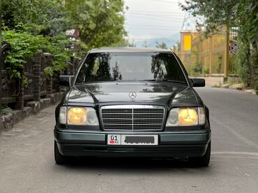 запчасть на мерс 814: Mercedes-Benz E-Class: 1993 г., 3.2 л, Механика, Бензин, Седан