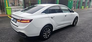 Geely: Geely Emgrand EC7: 2022 г., Робот, Электромобиль, Седан — 8