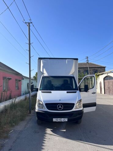 Saturn: Mercedes-Benz Sprinter yük mikroavtobusu Xüsusiyyətlər: -