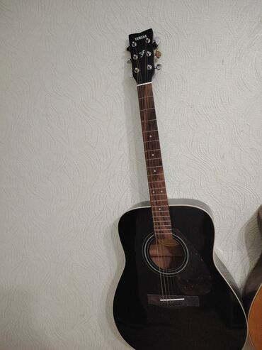 Ovçuluq və balıqçılıq: Klassik gitara, Yamaha, Yeni, Ünvandan götürmə