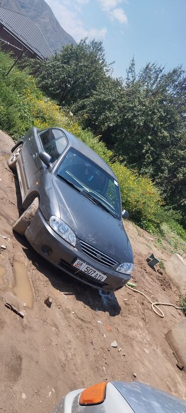 купить авто в рассрочку: Kia Spectra: 2006 г., 1.6 л, Автоматтык, Бензин, Седан